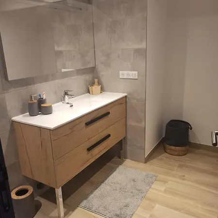 Ferienhaus Agreable Familiale Avec Piscine *