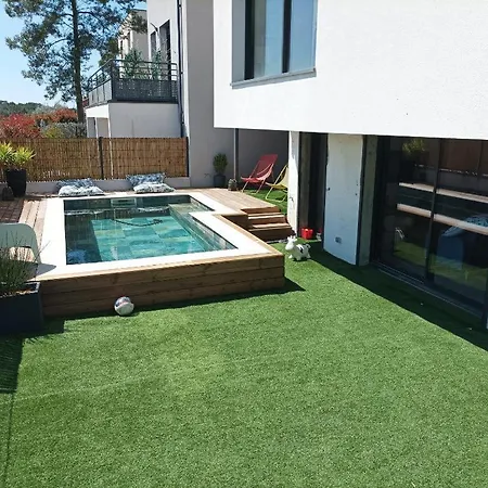 Agreable Familiale Avec Piscine *