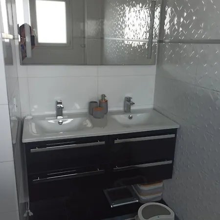Agreable Familiale Avec Piscine Prades-le-Lez
