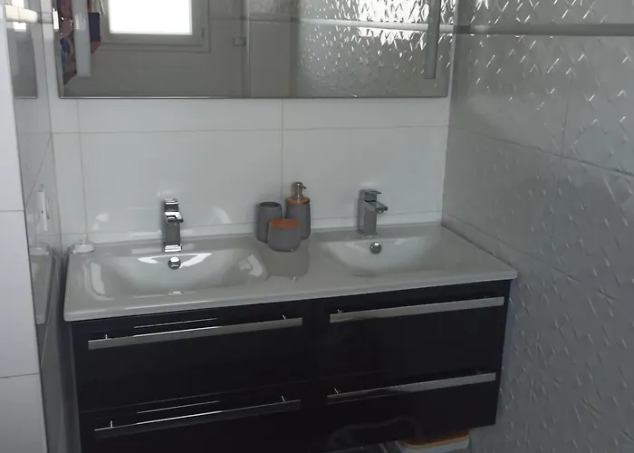 Agreable Familiale Avec Piscine Prades-le-Lez