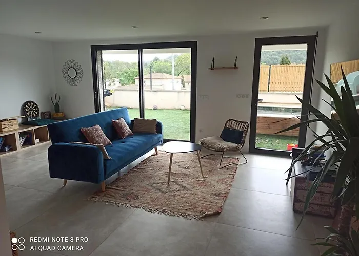 Agreable Familiale Avec Piscine
