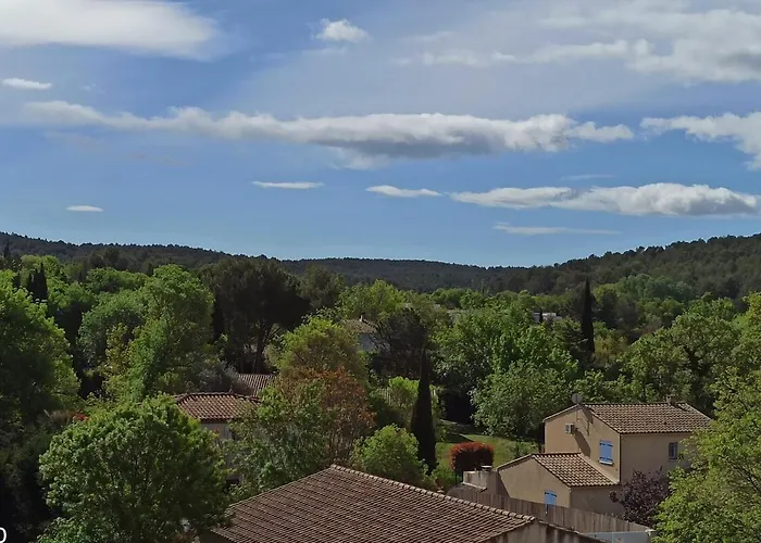 Agreable Familiale Avec Piscine Дом отдыха *